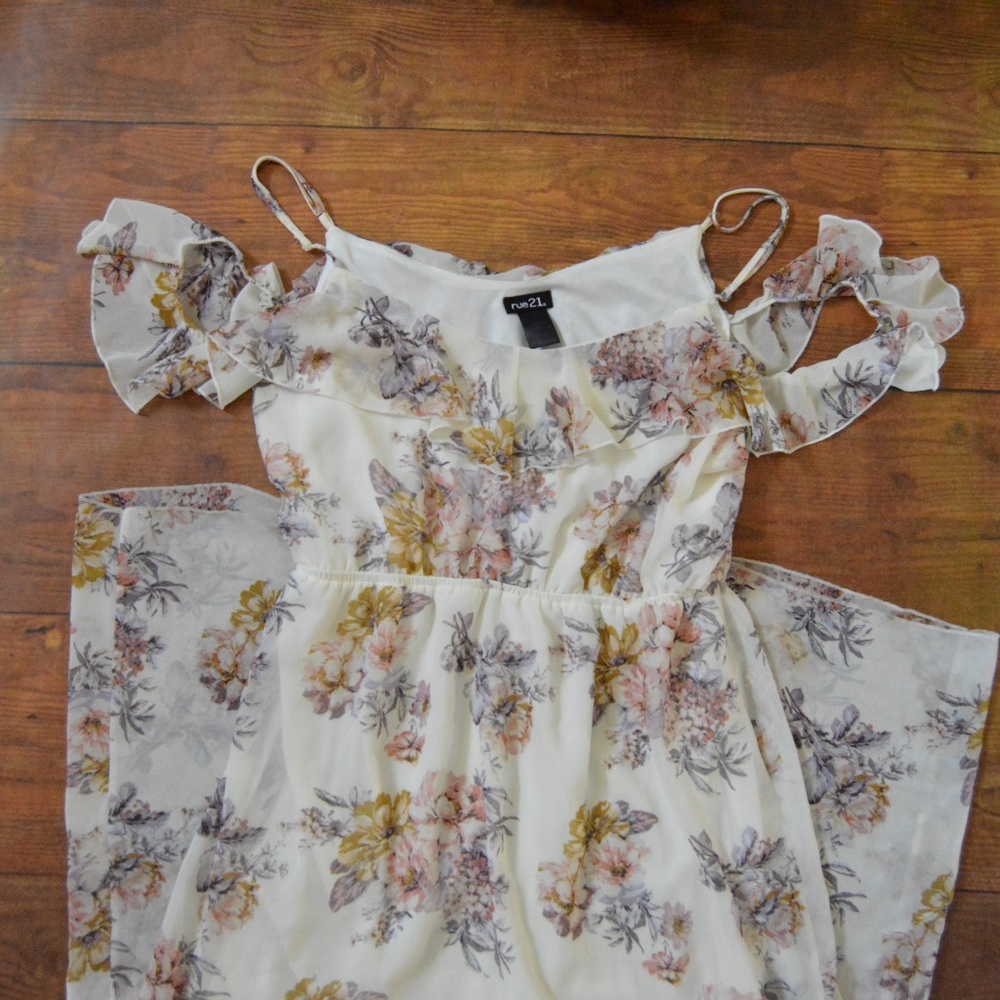 floral print off the shoulder rue 21 dress XL